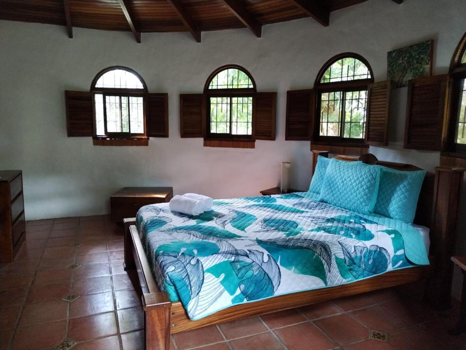 Hotel Planeta Sano Manuel Antonio Exterior photo